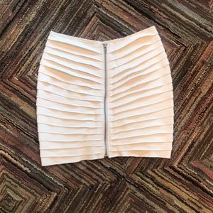 Urban Outfitters White Ruffle Mini w/ Front Zipper